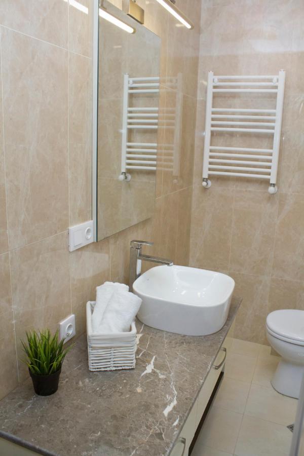 Aura Sameba, Luxury Apartment Tiflis Dış mekan fotoğraf
